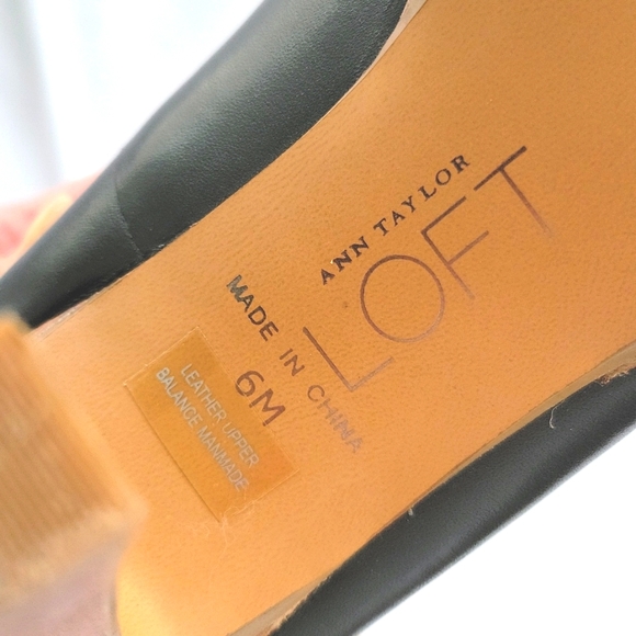 Ann Taylor LOFT Leather Pumps - Size 6 - Black - Picture 6 of 7